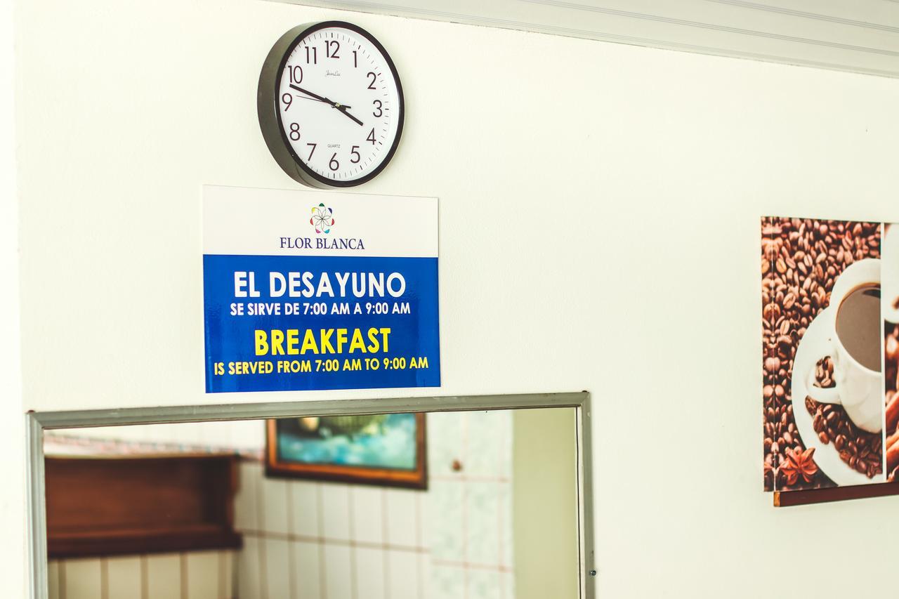 Hotel Flor Blanca マヌエル・アントニオ エクステリア 写真